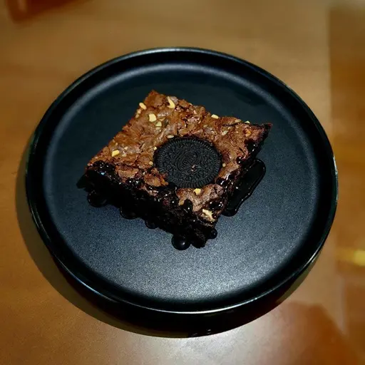 برونی شکلات گردو